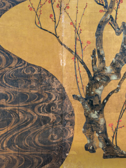 Ogata Kōrin, Red and White Plum Blossoms, 18th century (Edo period), pair of two-fold screens, color and gold leaf on paper, 156 x 172.2 cm each (National Treasure; MOA Museum, Atami; photo: Steven Zucker, CC BY-NC-SA 2.0)